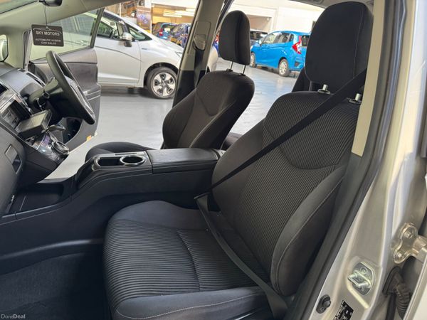 2016Toyota Prius Plus/alpha 1.8 Hybrid 399750400