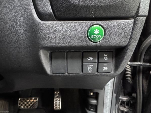 🚗 2014 Honda FIT / JAZZ 1.5 HYBRID AUTOMATIC 399779960