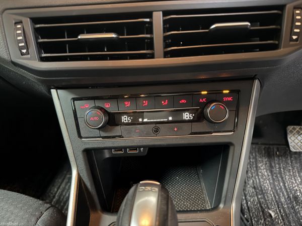 🚗 2019Volkswagen Polo 1.0TSI Automatic Petrol 399786724