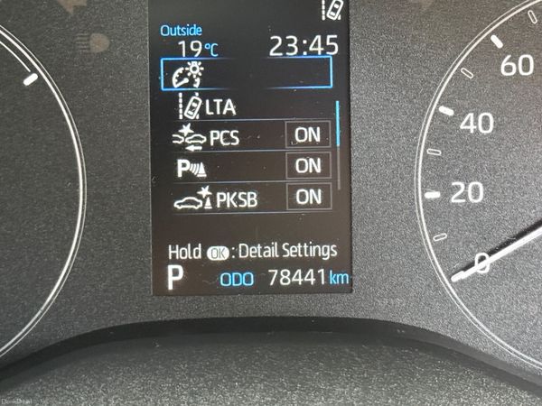 2022 Toyota Yaris 1.5 Hybrid Automatic Top Specs 399704402