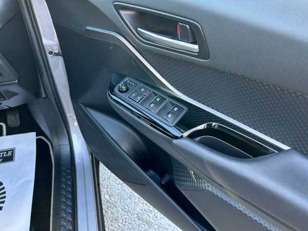 TOYOTA C-HR 2019, 1.8 HYBRID AUTO LOW KM HIGH SPEC 399706224