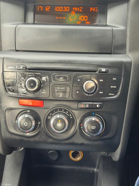 Citroen C4 1.6d VTR, tested and taxed 399706862