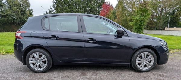 Peugeot 308 Active 2017 /Reverse camera/ Low Kms 399711306