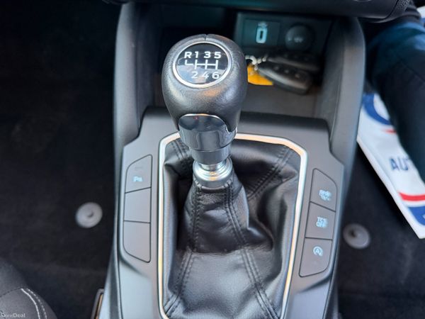 Ford Focus TITANIUM X 399718154