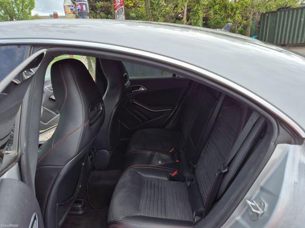 CLA 1.6 Auto AMG Line 399728428