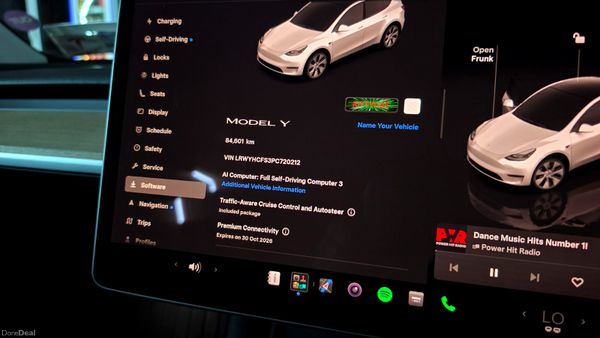 🔥 2023 Tesla Model Y RWD Standard Range 399729128