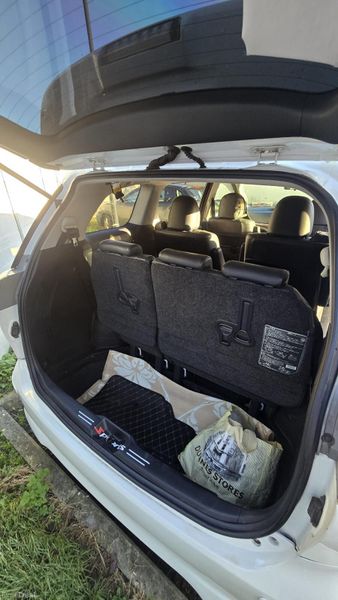 Toyota Estima 2012 399848586