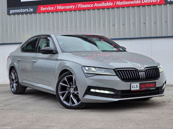 Skoda Superb Hatchback, Diesel, 2022, Grey