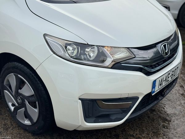 HONDA FIT 1.5L Hybrid Automatic 76000KM ONLY 399867984