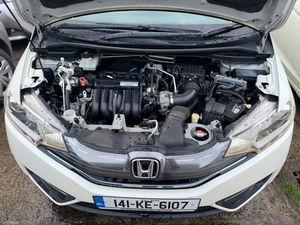 HONDA FIT 1.5L Hybrid Automatic 76000KM ONLY 399868030