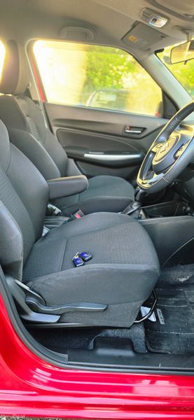Suzuki Swift 2017 399825718