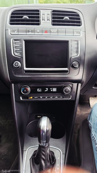 Volkswagen Polo 2015 399826718