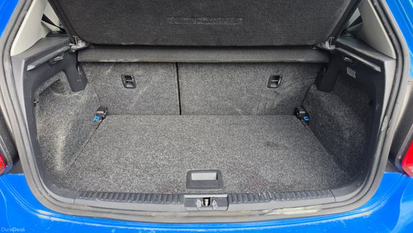 Volkswagen Polo 2015 399826728