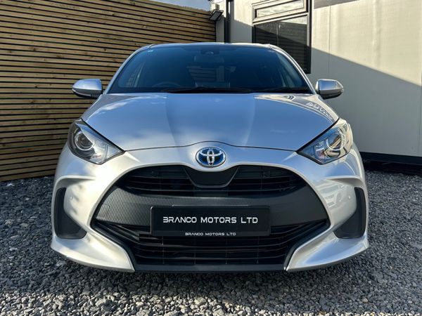 Toyota Yaris 1.5 Hybrid Auto 399834008