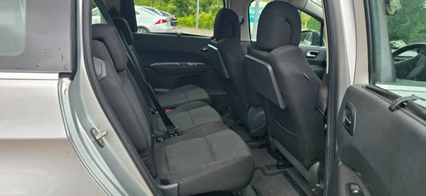Peugeot 5008 2012 Fully serviced 7 seats 399992974