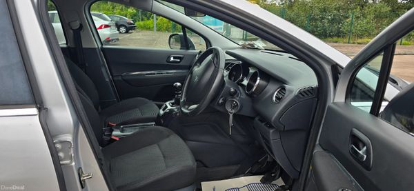 Peugeot 5008 2012 Fully serviced 7 seats 399992976