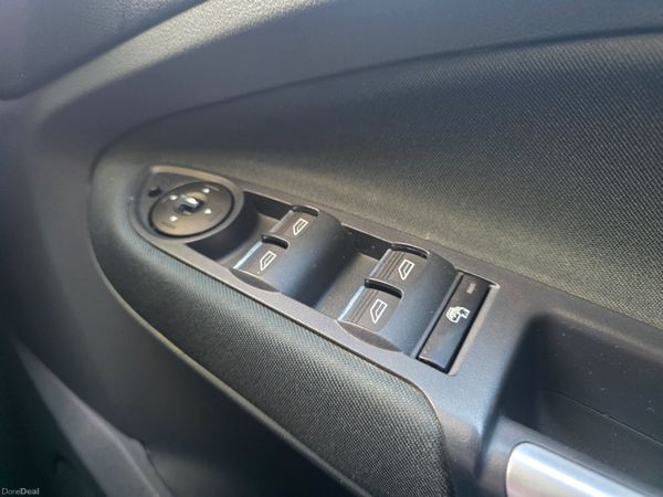 2011 Ford Grand C-Max 1.6 TDCi Titanium – 7 Seater 399997380