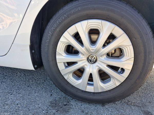 2021 Toyota Prius 1.8L Automatic Hybrid Low Miles 399929432