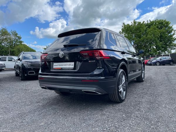 Volkswagen Tiguan Allspace 305342564