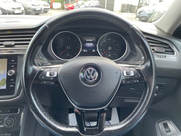Volkswagen Tiguan Allspace 305342572