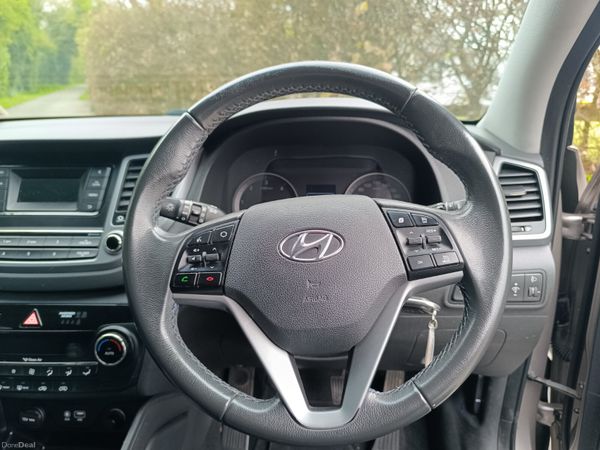 Hyundai Tucson 1.7 D Comfort Plus 306048136