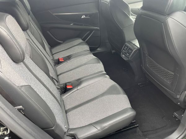 Peugeot 5008 7 Seater 310062577