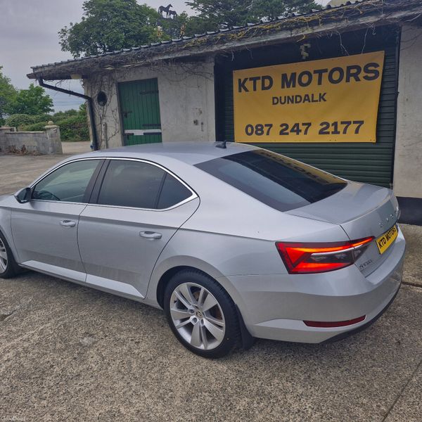 Skoda Superb 2022 1.4 petrol hybrid plug in 312173216