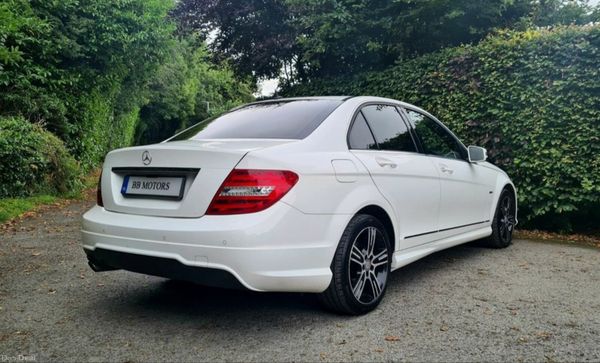 Mercedes-Benz C 200 CDI AVANTGARDE 312481248