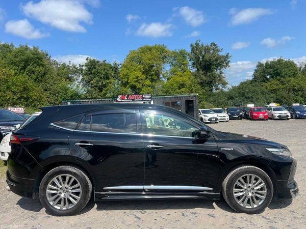 181 TOYOTA HARRIER HYBRID BODY KIT 313210962