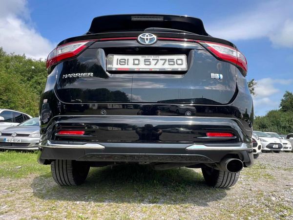 181 TOYOTA HARRIER HYBRID BODY KIT 313210970