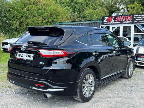 181 TOYOTA HARRIER HYBRID BODY KIT 313210975