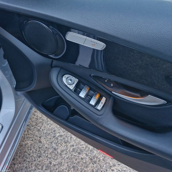 Low Mileage Mercedes-Benz C-220d 315059422