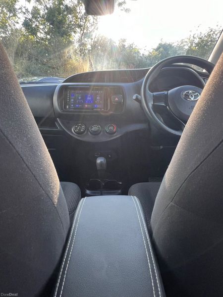 2017 Toyota Vitz 316953056