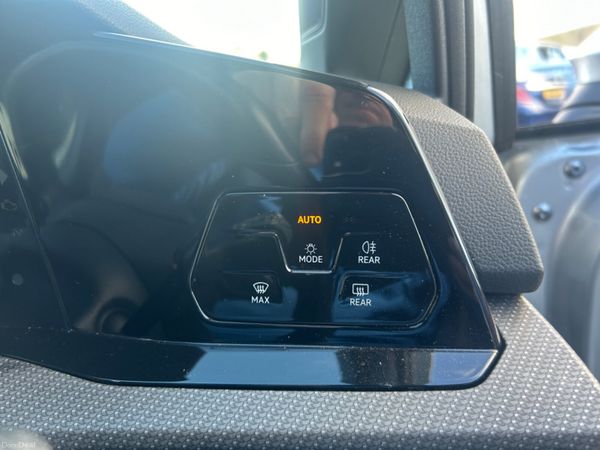 V W GOLF 2.0TDI R- LINE AUTO MK8 VRT INC 318544708