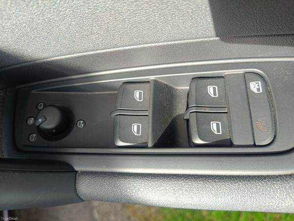 Audi A1 2013 319320024