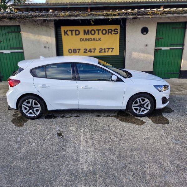 Low Mileage Ford Focus 2022 1.5d auto 322151599
