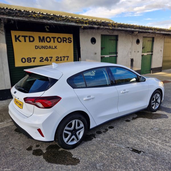 Low Mileage Ford Focus 2022 1.5d auto 322151600