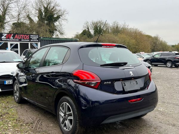 18 Peugeot 208 1.2 Auto 324882182