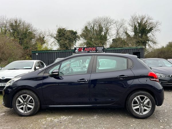 18 Peugeot 208 1.2 Auto 324882184