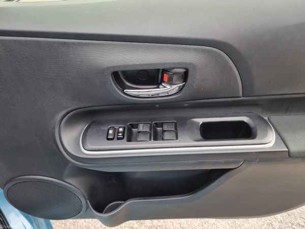 2014 TOYOTA AQUA 1.5 L HYBRID AUTOMATIC 324883862