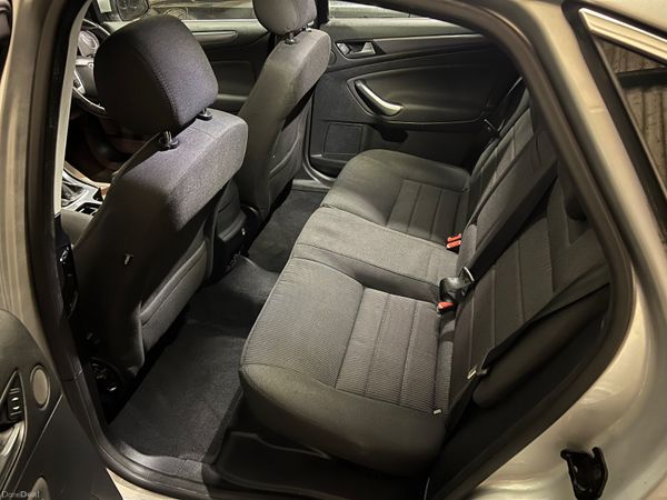 Ford Mondeo 2011 2.0TDCi 140PS Titanium 328881508