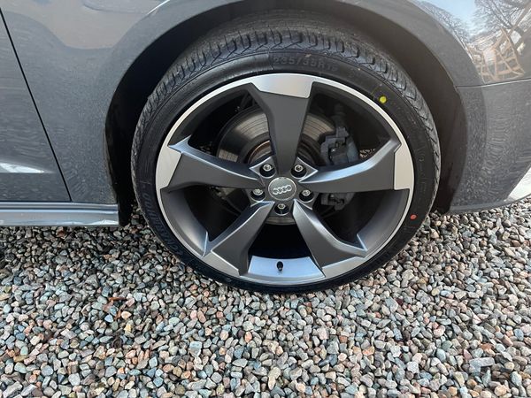 Audi e-tron 2020 331133084