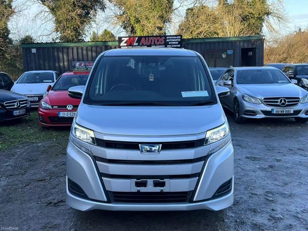 182 Toyota Voxy Hybrid Power Door 336047474