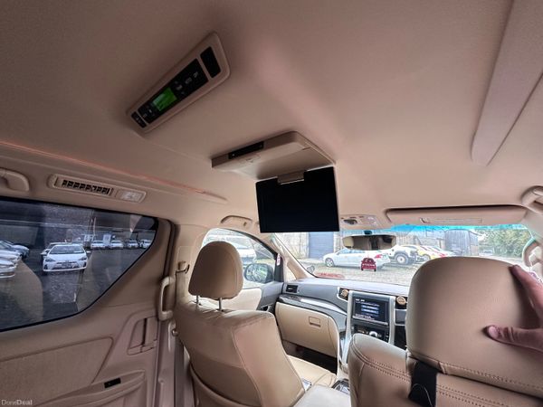 2014 TOYOTA ALPHARD HYBRID 7 seats 400040570