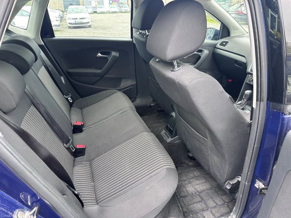 14 Volkswagen Polo  1.2 400041638