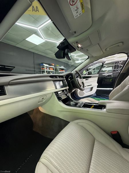 Jaguar XF 2016 - AA Approved 1 Year Warranty 400052908