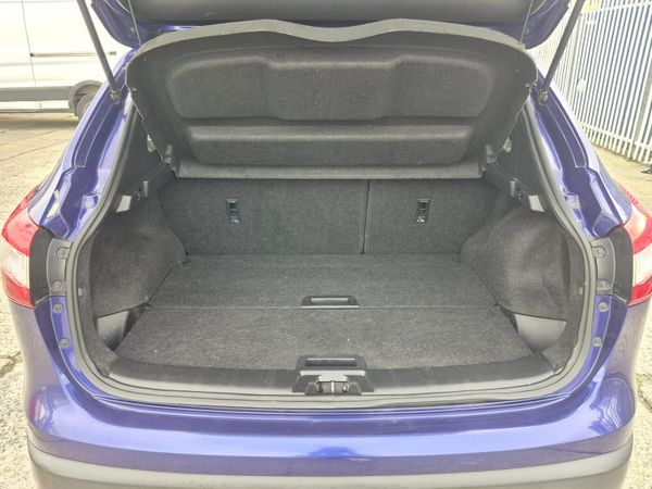 2014 Nissan Qashqai (1.2 Petrol & New nct) 400057520
