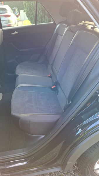 Volkswagen T-Roc 2022. 1.0L Petrol 400058200