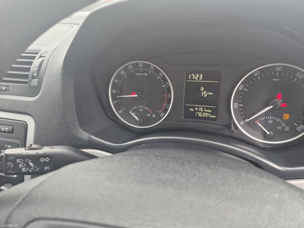 2012 Skoda Octavia  Manual 400060850
