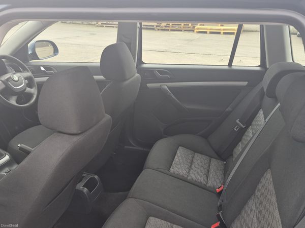2012 Skoda Octavia  Manual 400060856